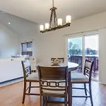 Cozy Denver Townhome With Fireplace - Near Airport!